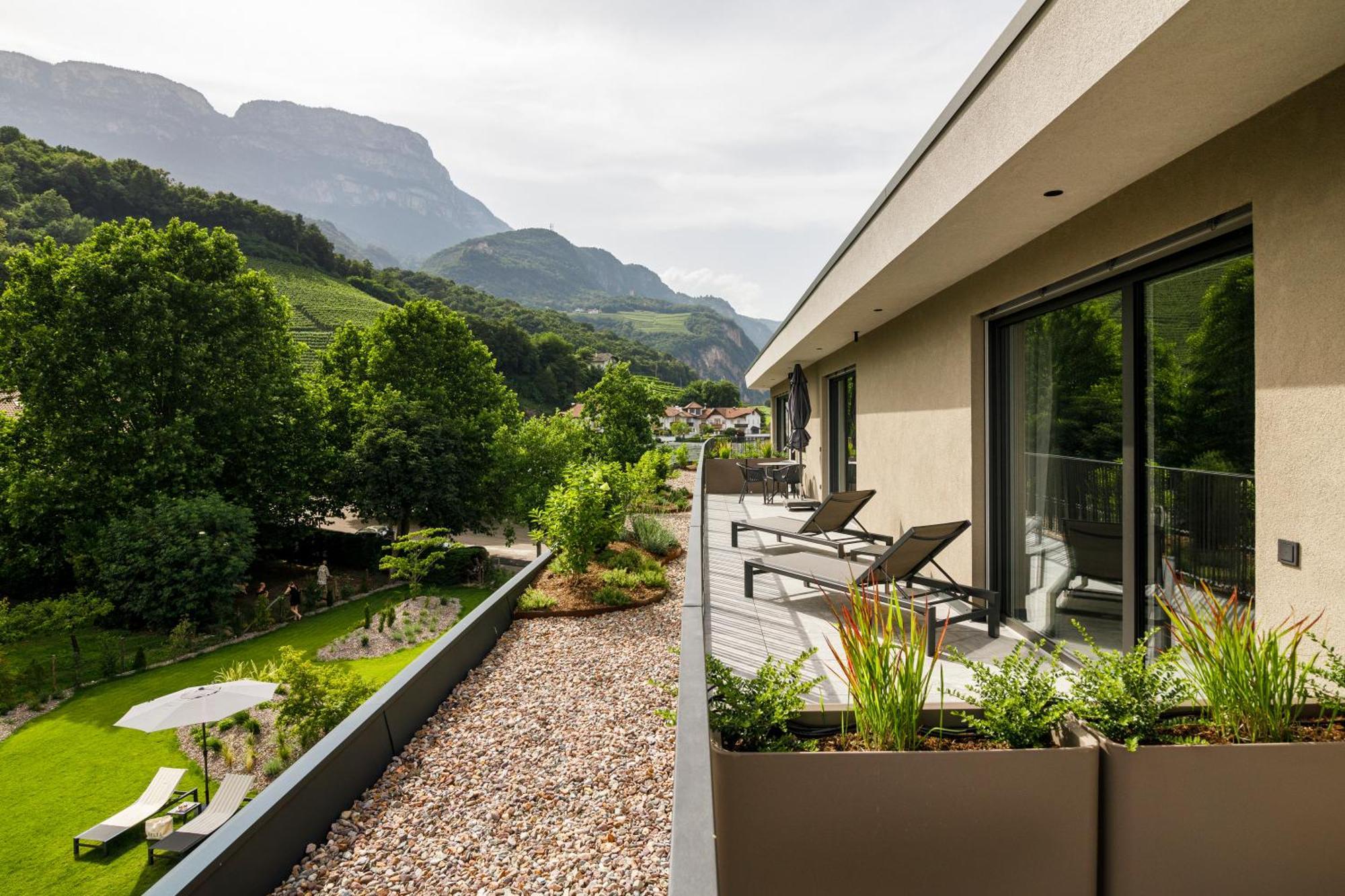 Belia Lofts - Adults Only - Apartments Appiano Sulla Strada Del Vino Kültér fotó