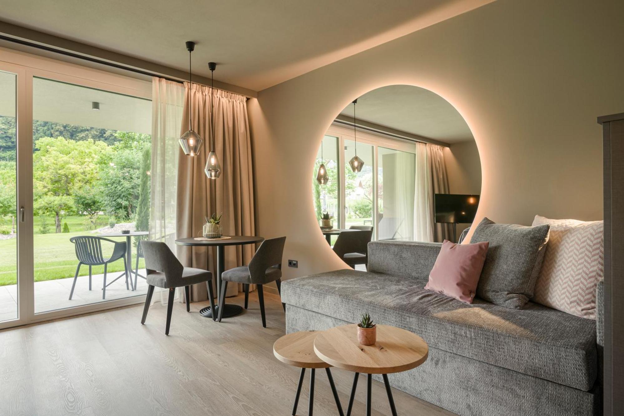 Belia Lofts - Adults Only - Apartments Appiano Sulla Strada Del Vino Kültér fotó