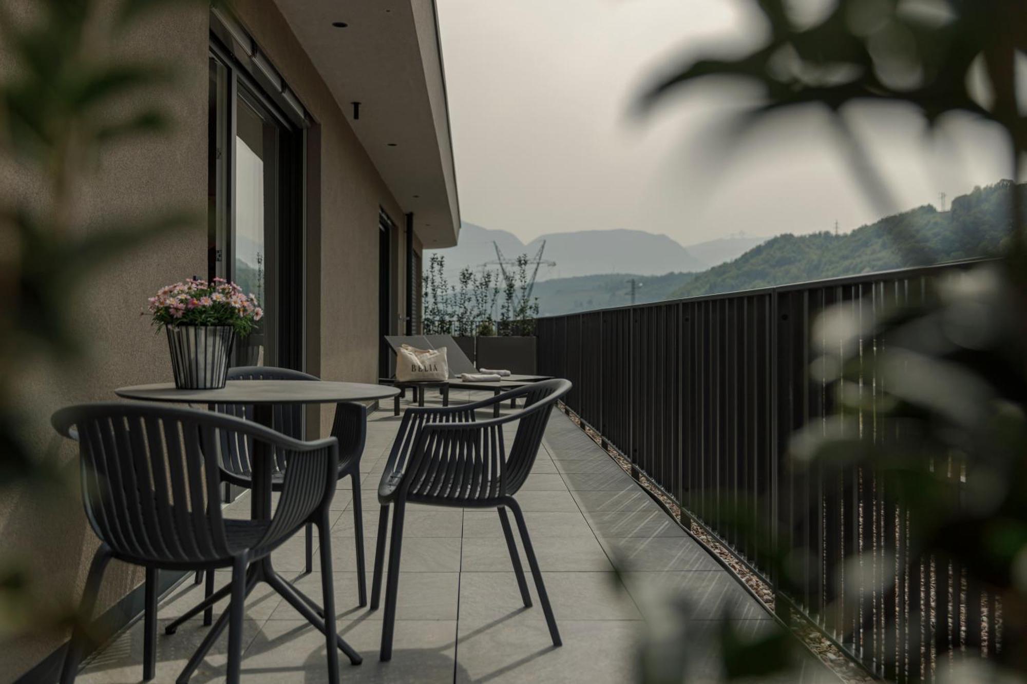 Belia Lofts - Adults Only - Apartments Appiano Sulla Strada Del Vino Kültér fotó