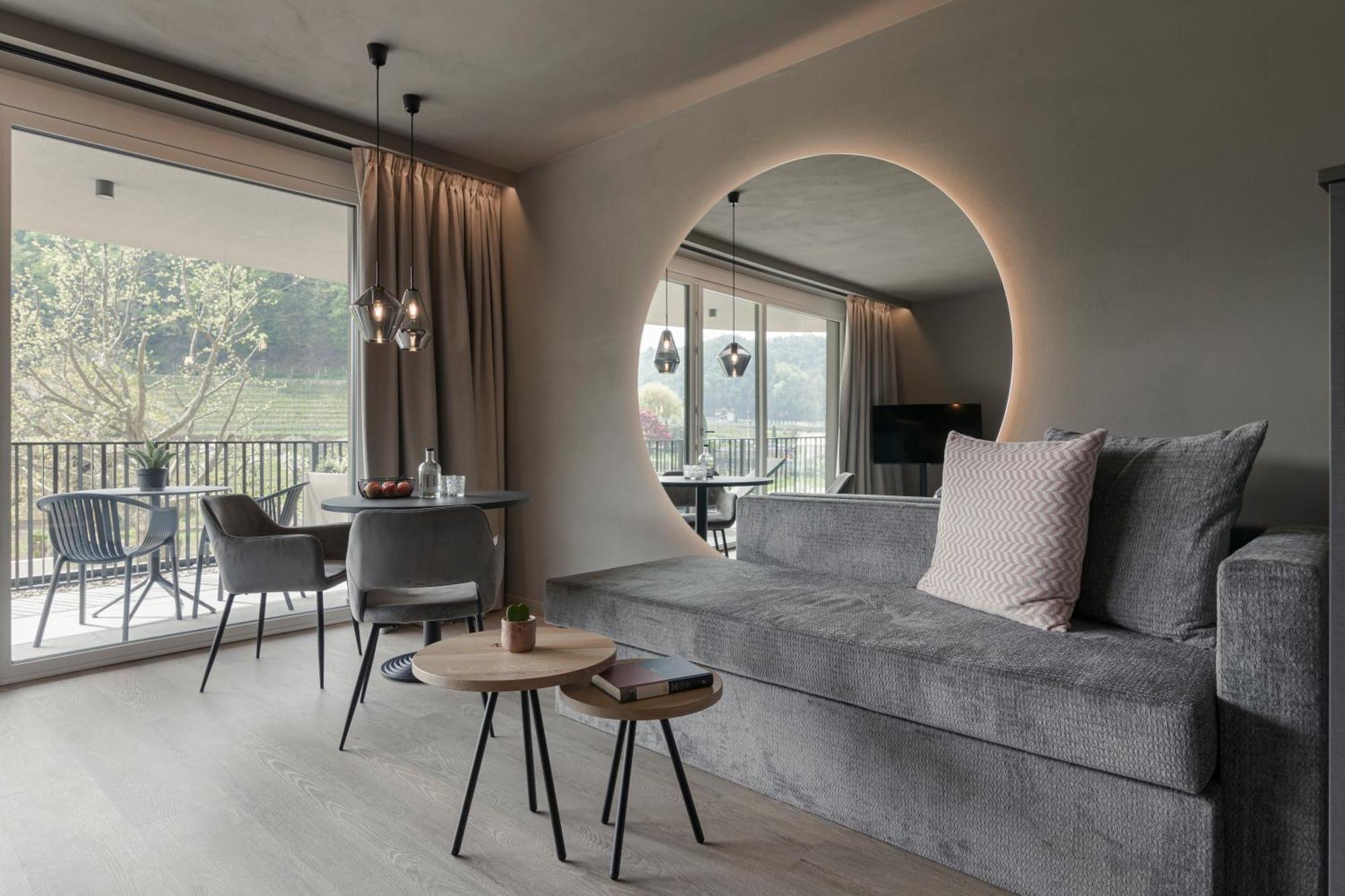 Belia Lofts - Adults Only - Apartments Appiano Sulla Strada Del Vino Kültér fotó