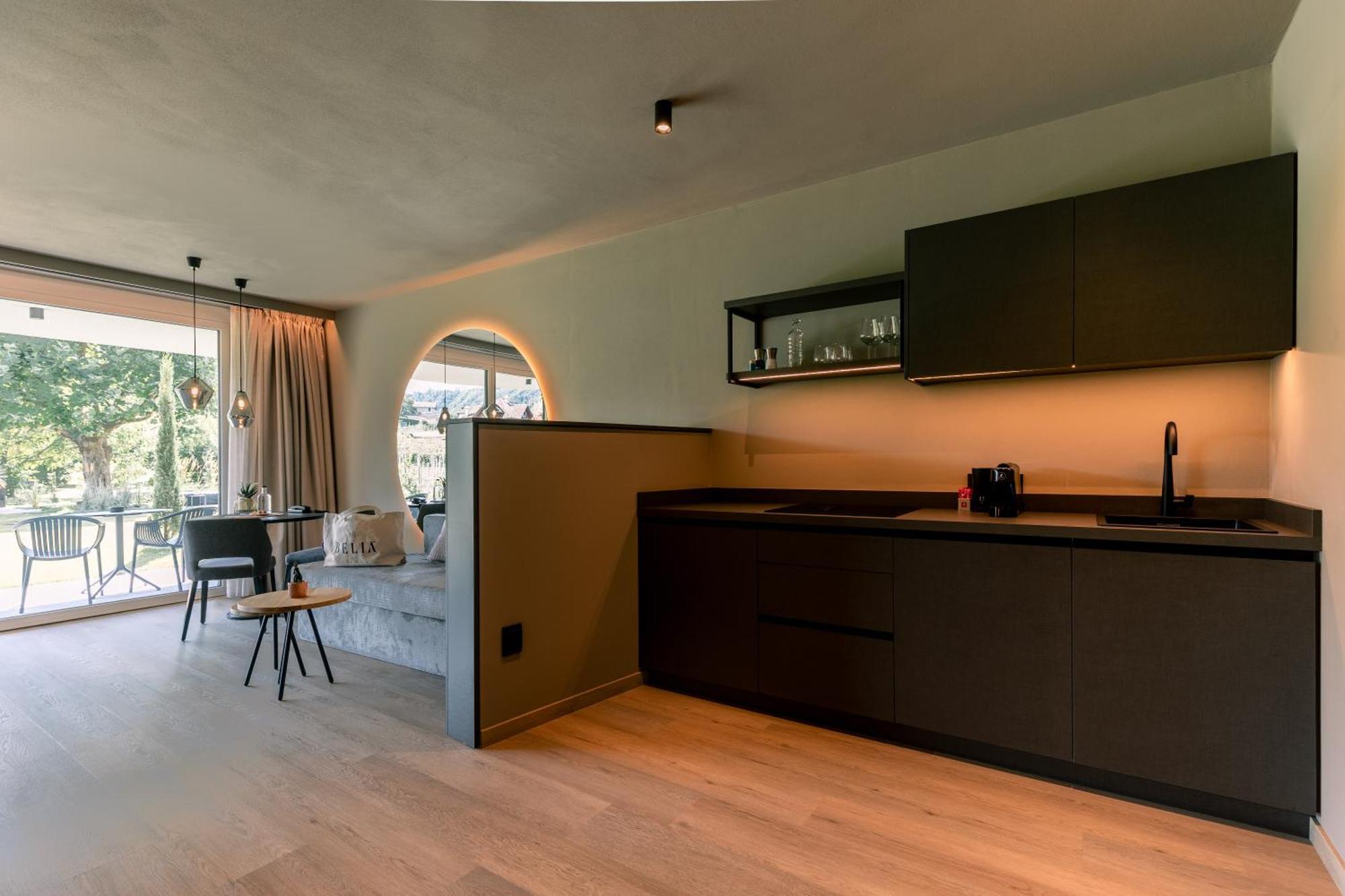 Belia Lofts - Adults Only - Apartments Appiano Sulla Strada Del Vino Szoba fotó
